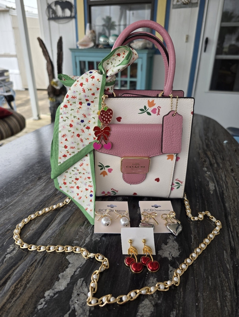 COACH NWOT Pink and Cream Floral Leather Crossbody 5Piece! - Picture 4 of 10